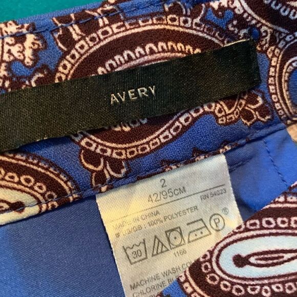 Banana republic Avery paisley cropped pants. Size 2. - Picture 7 of 12